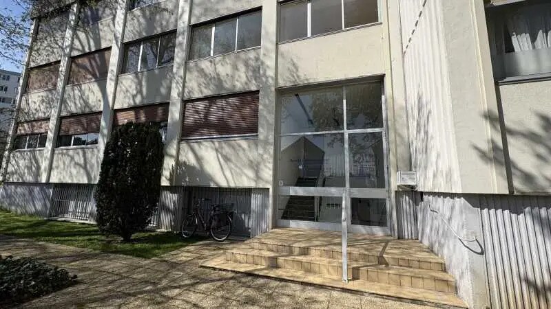 Office in Olivet for sale - Building Photo - Image 1 of 12