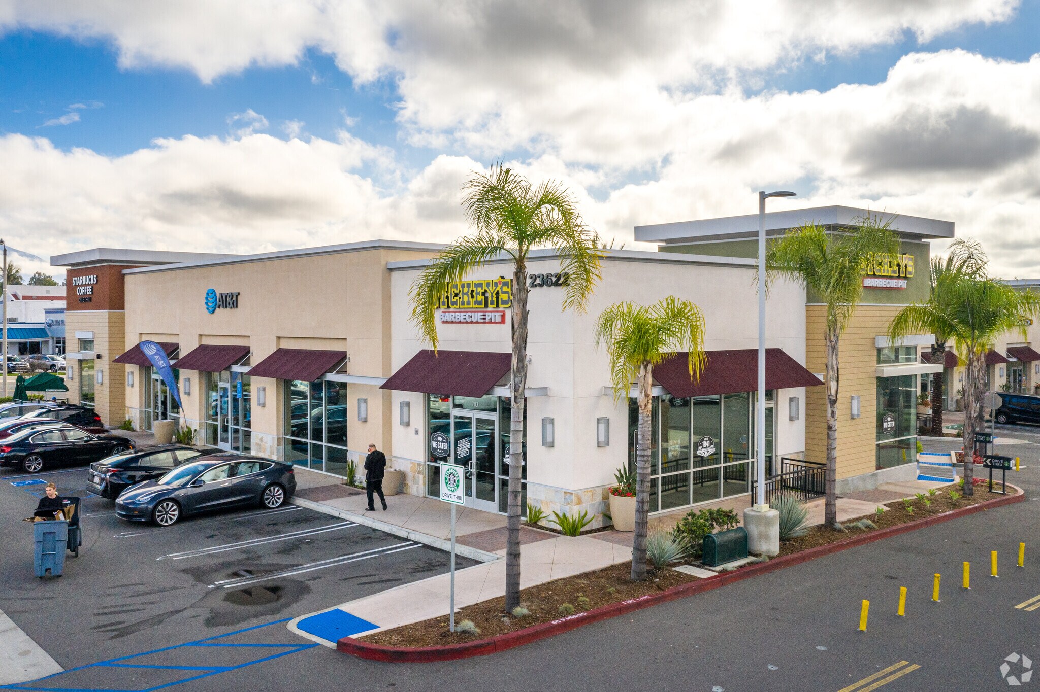 2359223646 Rockfield Blvd, Lake Forest, CA 92630 Lake Forest Gateway