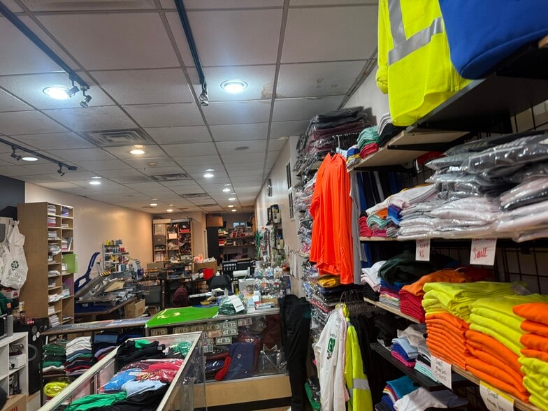 1135 S 9th St, Philadelphia, PA for sale - Building Photo - Image 3 of 23