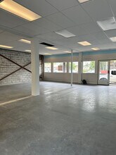 270-274 Kuulei Rd, Kailua, HI for lease Interior Photo- Image 1 of 8