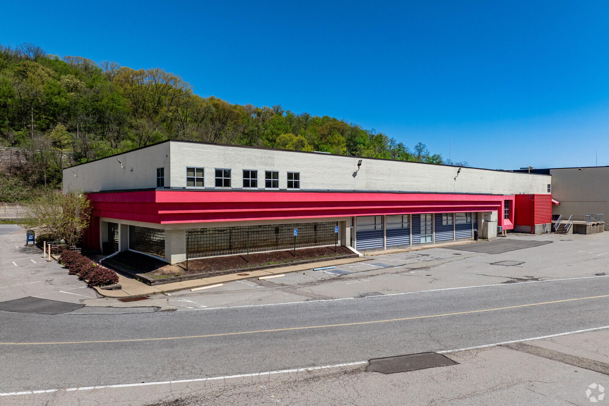 286-300 Corliss St, Pittsburgh, PA for lease Building Photo- Image 1 of 7