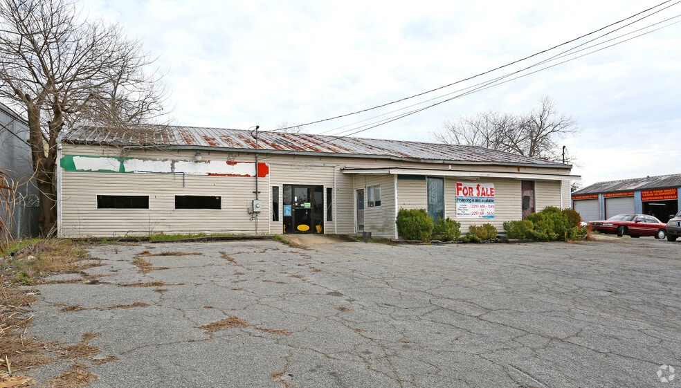 501 Ridge Ave S, Tifton, GA 31794