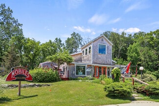 More details for 8 Center St, West Stockbridge, MA - Retail for Sale