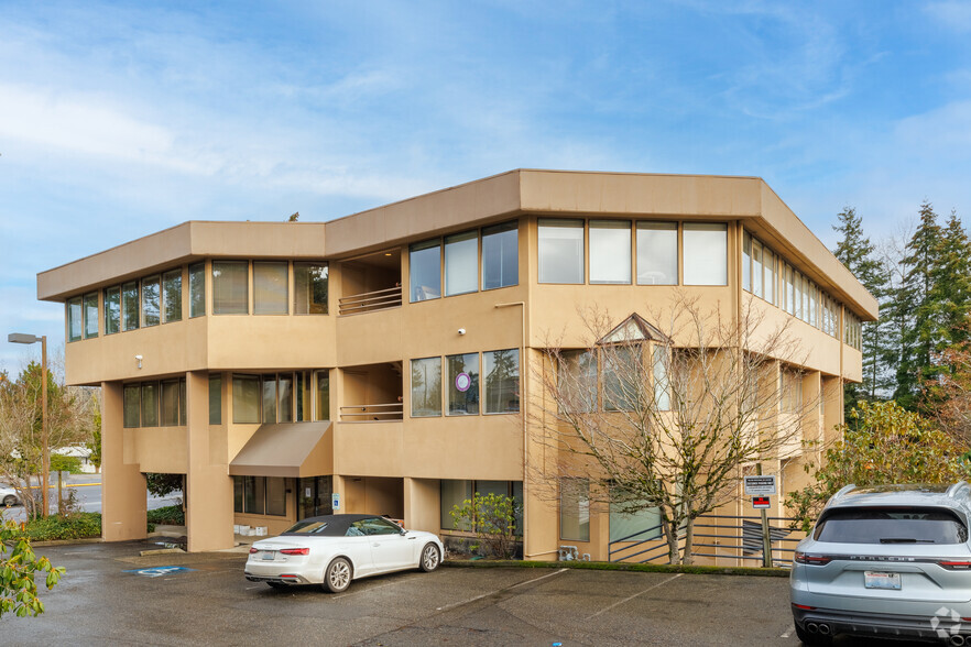 11711 NE 12th St, Bellevue, WA for lease - Building Photo - Image 3 of 22