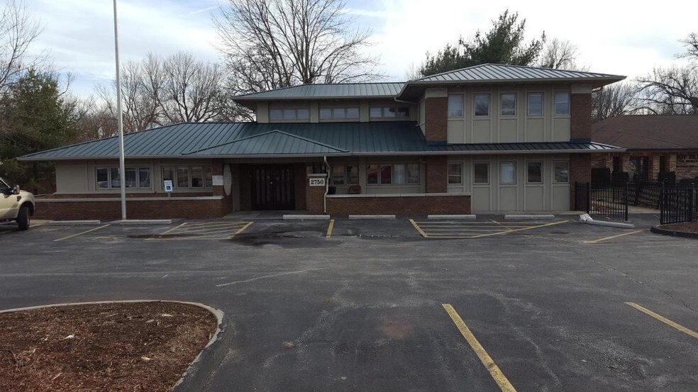 2750 E Sunshine St, Springfield, MO, 65804 Medical Property For Sale