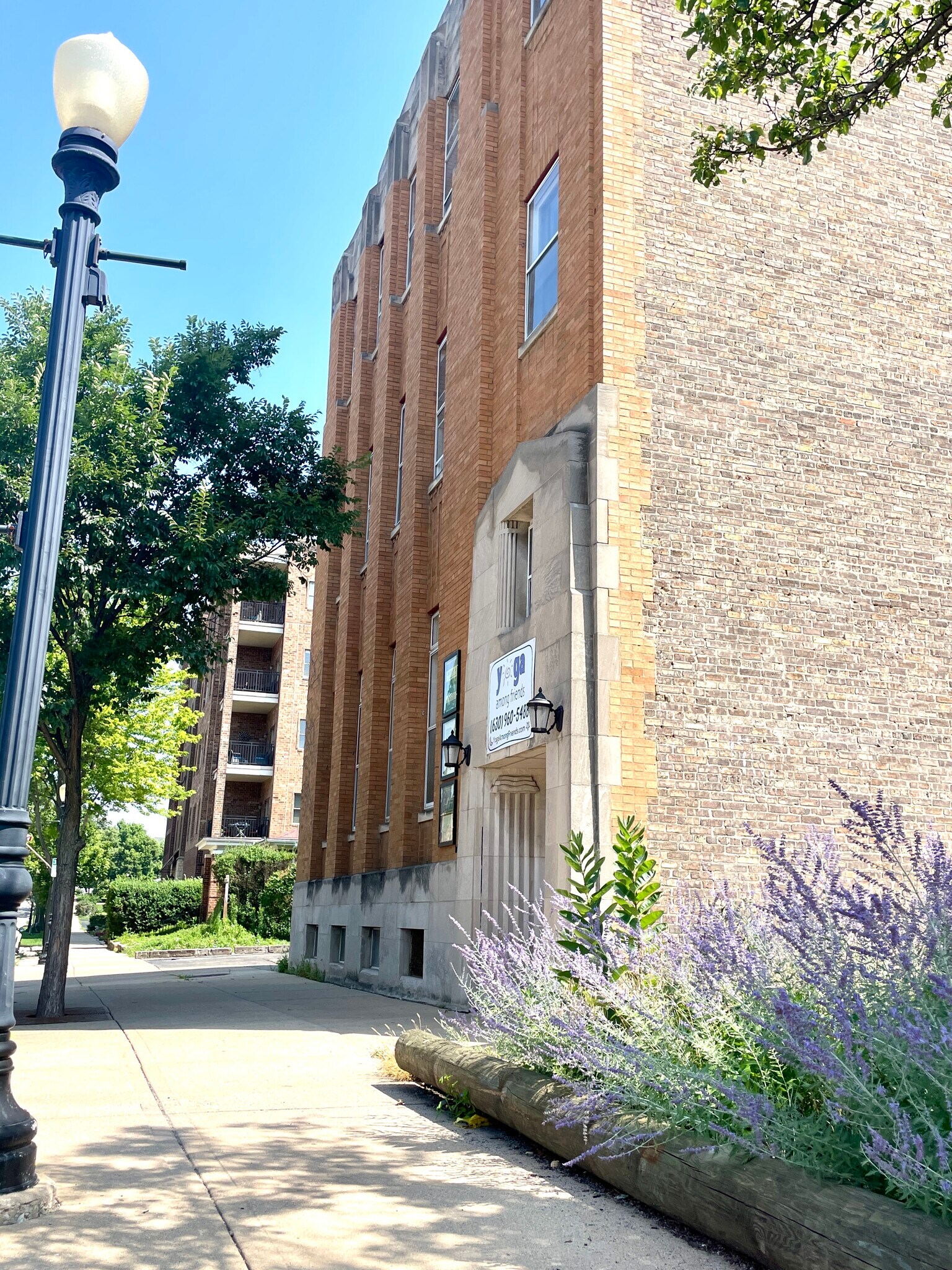 4949 Forest Ave, Downers Grove, IL for lease Building Photo- Image 1 of 9