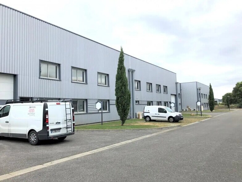 Flex in Toulouse for lease - Building Photo - Image 1 of 7