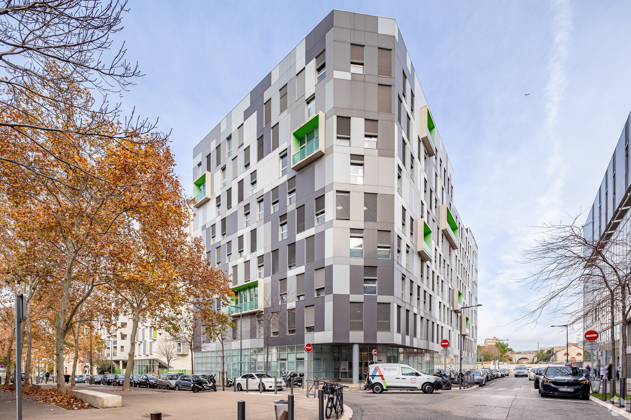 42 Rue De Ruffi, Marseille for lease Primary Photo- Image 1 of 3