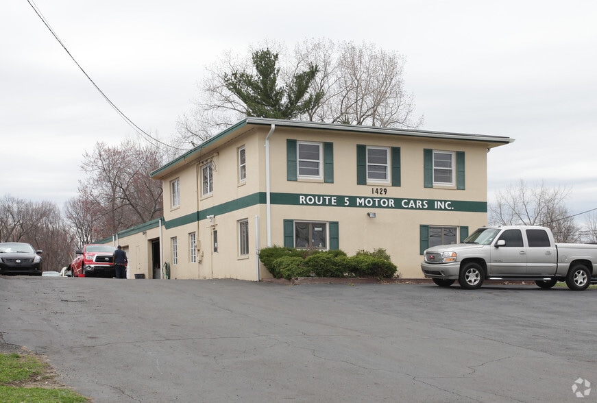 1429 John Fitch Blvd, South Windsor, CT for sale - Primary Photo - Image 1 of 1