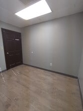 2523 Roosevelt Hwy, College Park, GA for lease Interior Photo- Image 1 of 4