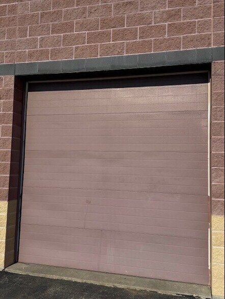 2001-2023 O'Neil Rd, Hudson, WI for lease - Building Photo - Image 2 of 4