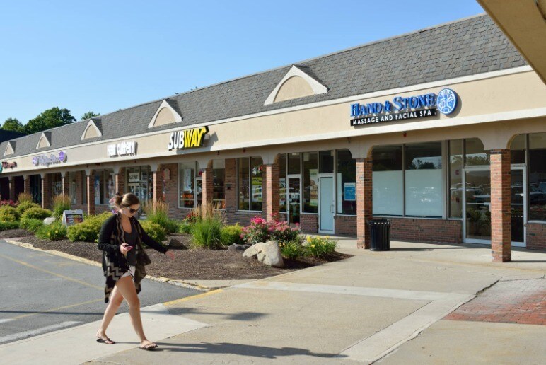 49 Pleasant St, Weymouth, MA 02190 Pleasant Shops Plaza