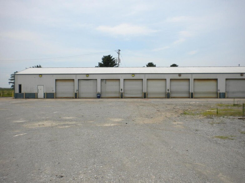 5605 Highway 34 N, Raleigh, IL for sale - Building Photo - Image 1 of 1