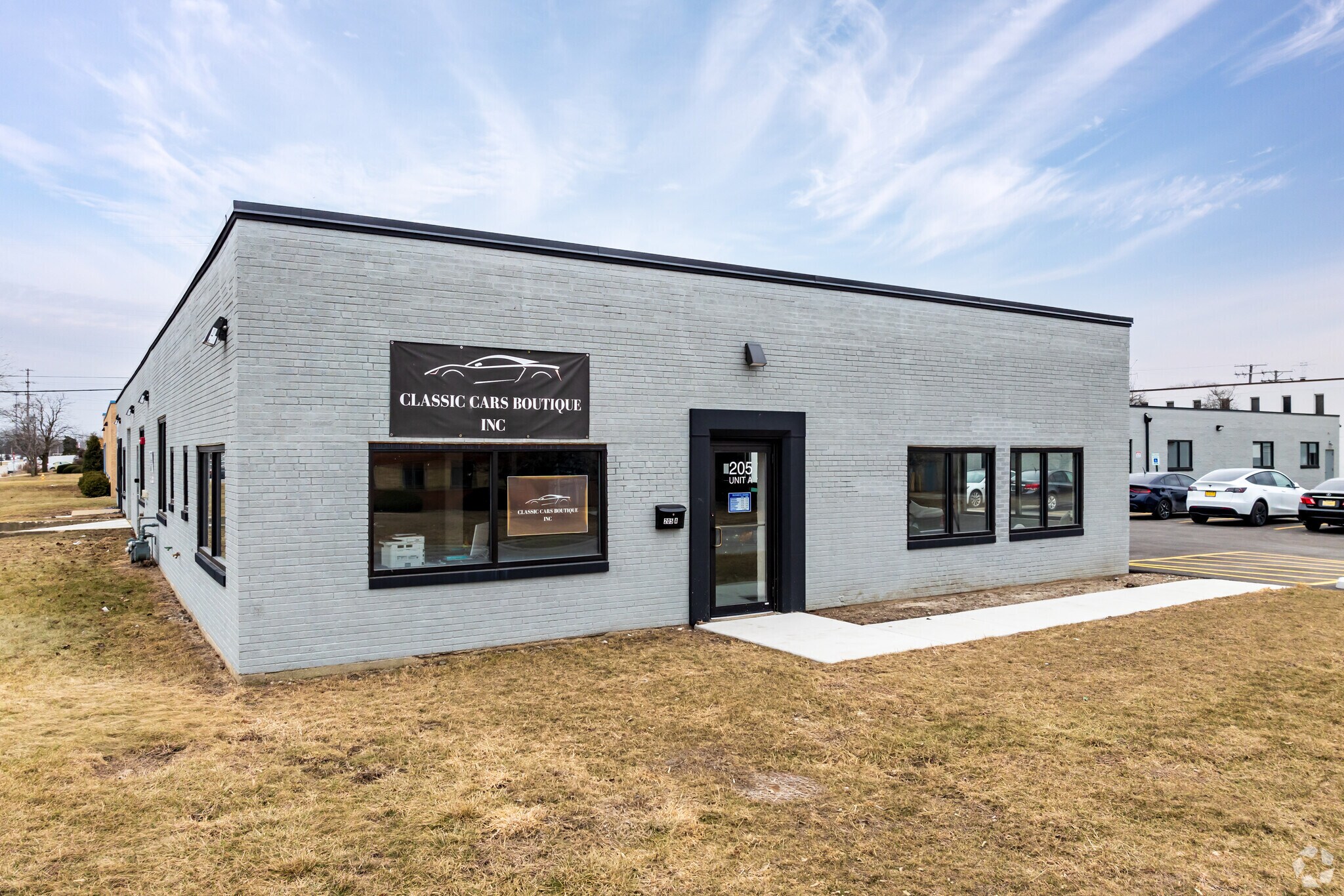 205 W Interstate Rd, Addison, IL for sale Primary Photo- Image 1 of 1