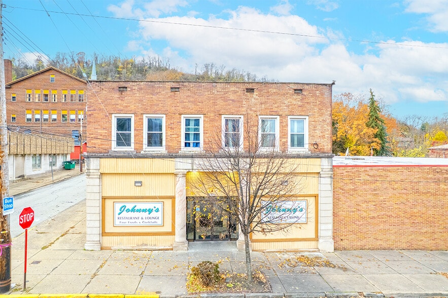 112 Westinghouse Ave, Wilmerding, PA for sale - Building Photo - Image 1 of 7