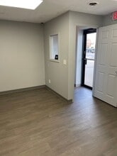 17560-17600 Helro Dr, Fraser, MI for lease Interior Photo- Image 2 of 3