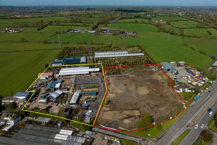 18 Southlands Rd, Uxbridge, UB9 4HD