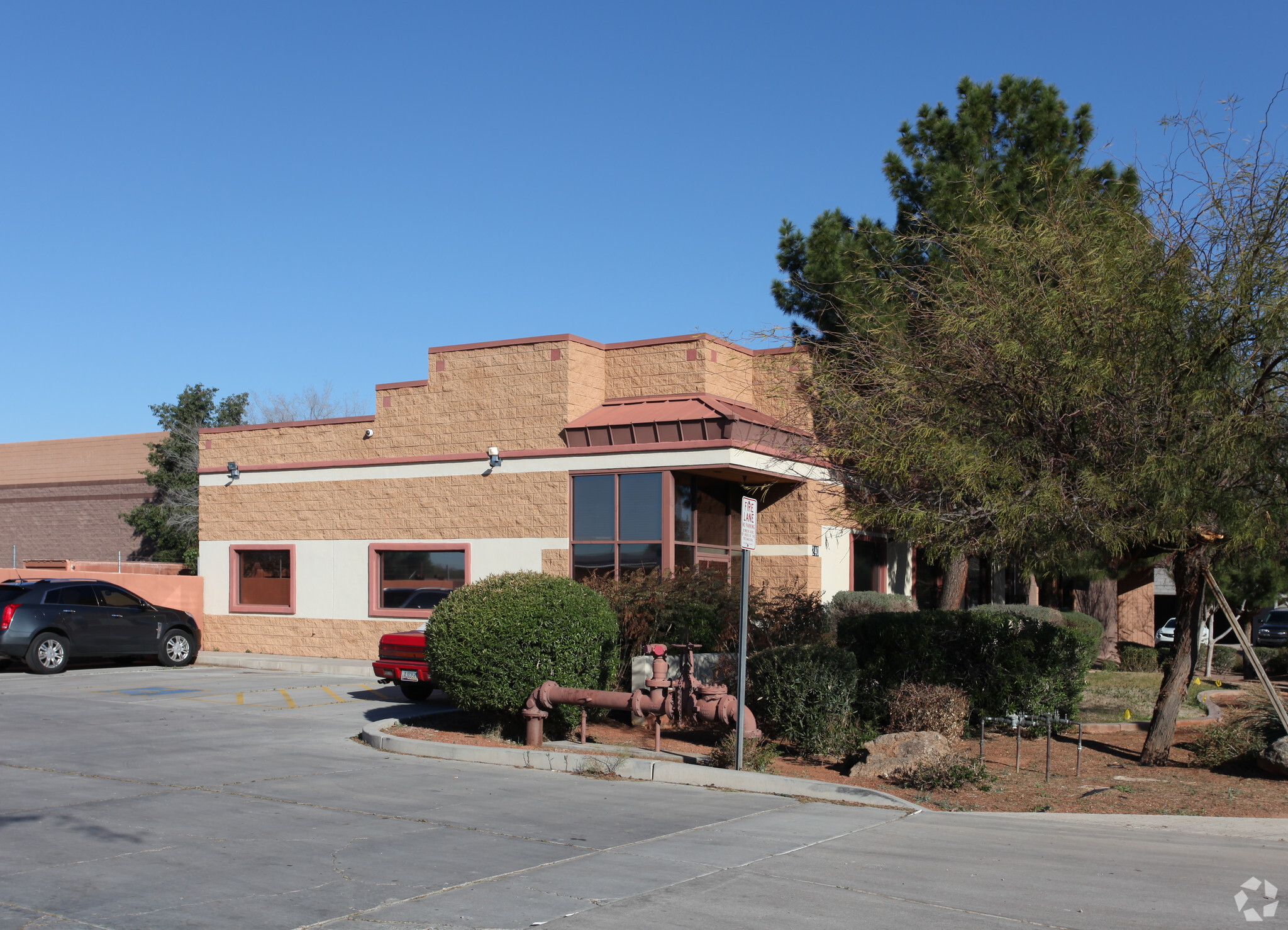 240 N Pasadena St, Gilbert, AZ for sale Primary Photo- Image 1 of 8