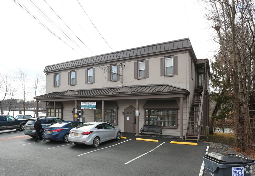 175 Water St, Catskill, NY for sale - Primary Photo - Image 1 of 9