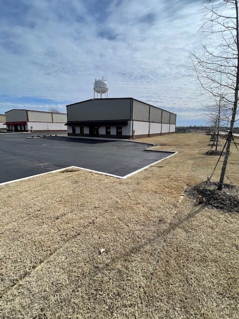 10017 Vista Cv, Olive Branch, MS for lease Building Photo- Image 1 of 7