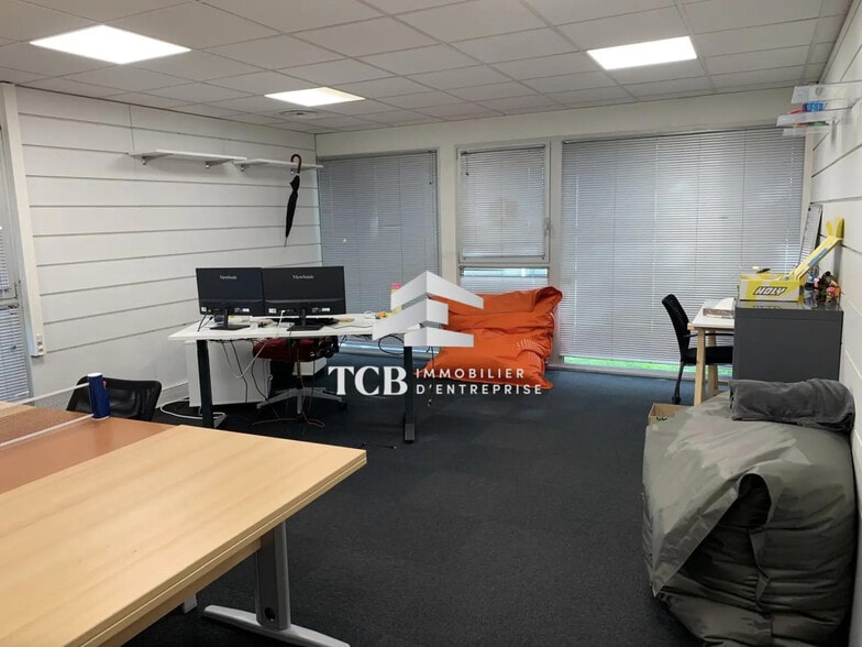 Office in La Chapelle-sur-Erdre for sale - Interior Photo - Image 3 of 3