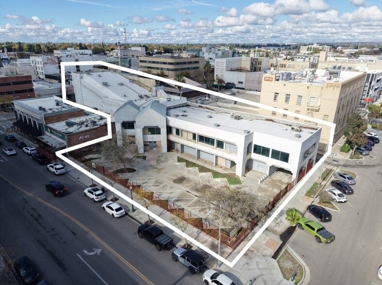 1400 18th St, Bakersfield, CA for sale - Building Photo - Image 1 of 13