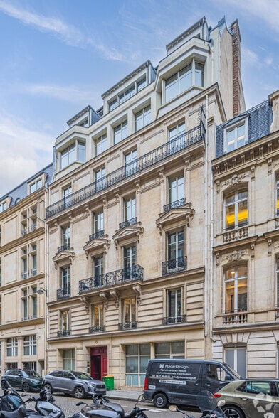 6 Rue De Téhéran, Paris for lease - Building Photo - Image 3 of 5