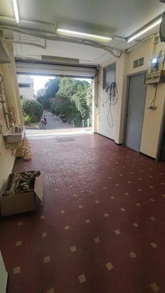 Industrial in Nice for sale - Building Photo - Image 2 of 12