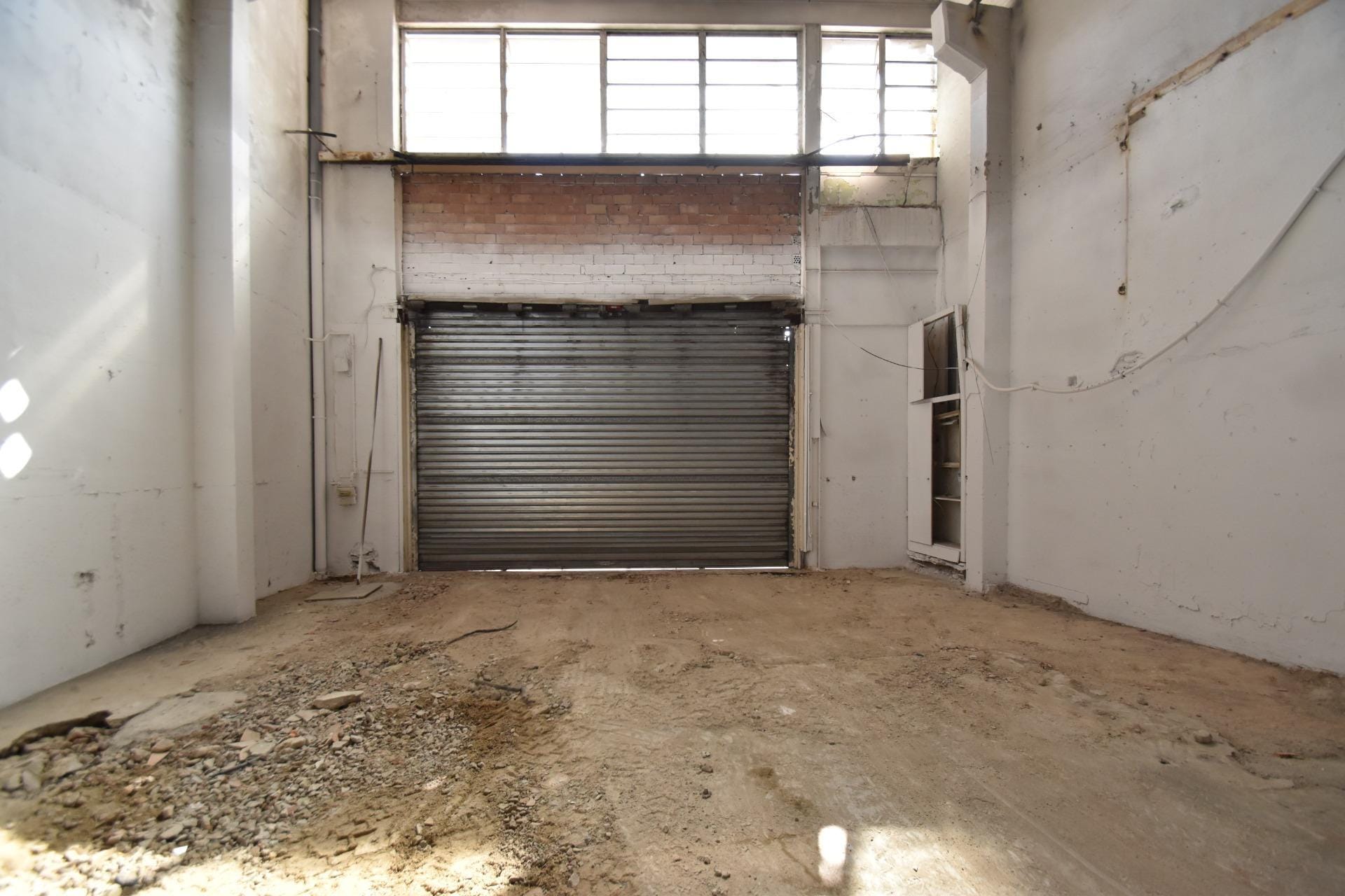 Retail in Vilanova i la Geltrú, Barcelona for lease Interior Photo- Image 1 of 15