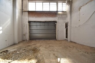 Retail in Vilanova i la Geltrú, Barcelona for lease Interior Photo- Image 1 of 15
