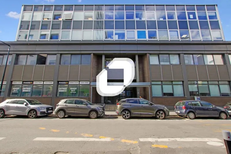 Office in Aubervilliers for lease - Building Photo - Image 2 of 14