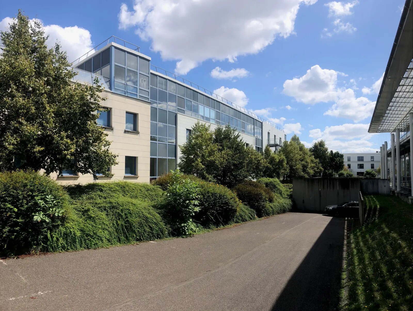 Allée De Giverny, Croissy-sur-Seine for lease Building Photo- Image 1 of 8