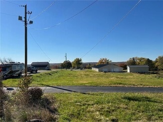 More details for 359 Mercer Rd, Greenville, PA - Specialty for Sale