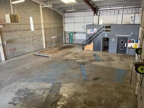 122 Stoneferry Rd, Hull for lease Interior Photo- Image 1 of 3