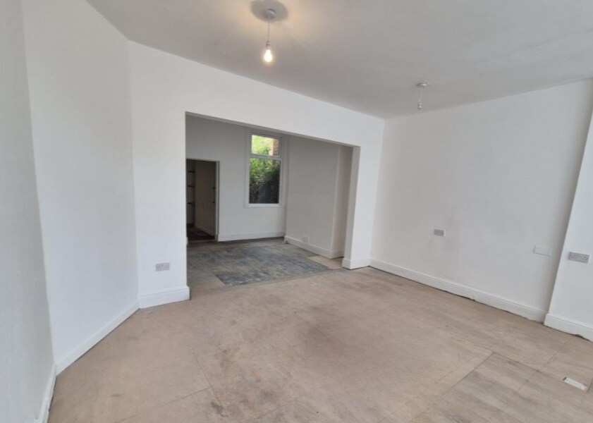 389 Poulton Rd, Wallasey for lease Interior Photo- Image 1 of 6