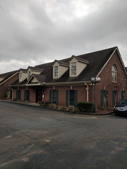 3700 Market St, Clarkston, GA for sale - Building Photo - Image 1 of 1