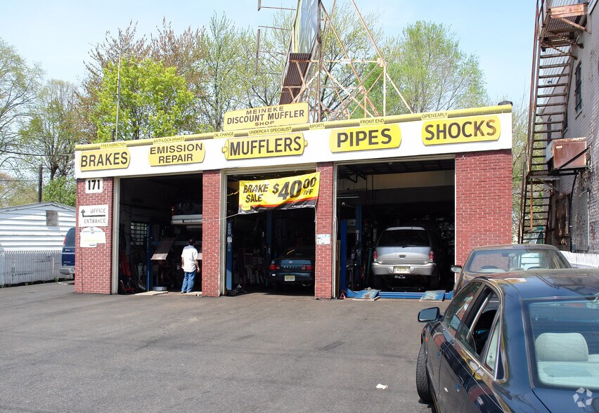 171 US Highway 46 W, Lodi, NJ for sale - Primary Photo - Image 1 of 1