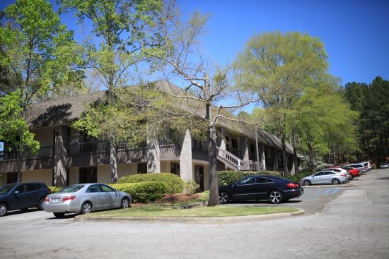 2 Riverchase Office Plz, Birmingham, AL for lease - Building Photo - Image 1 of 5