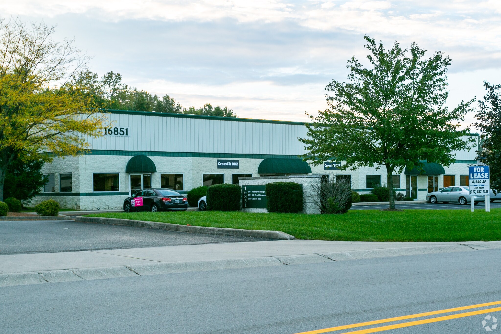 16851 Southpark Dr, Westfield, IN for sale Primary Photo- Image 1 of 1