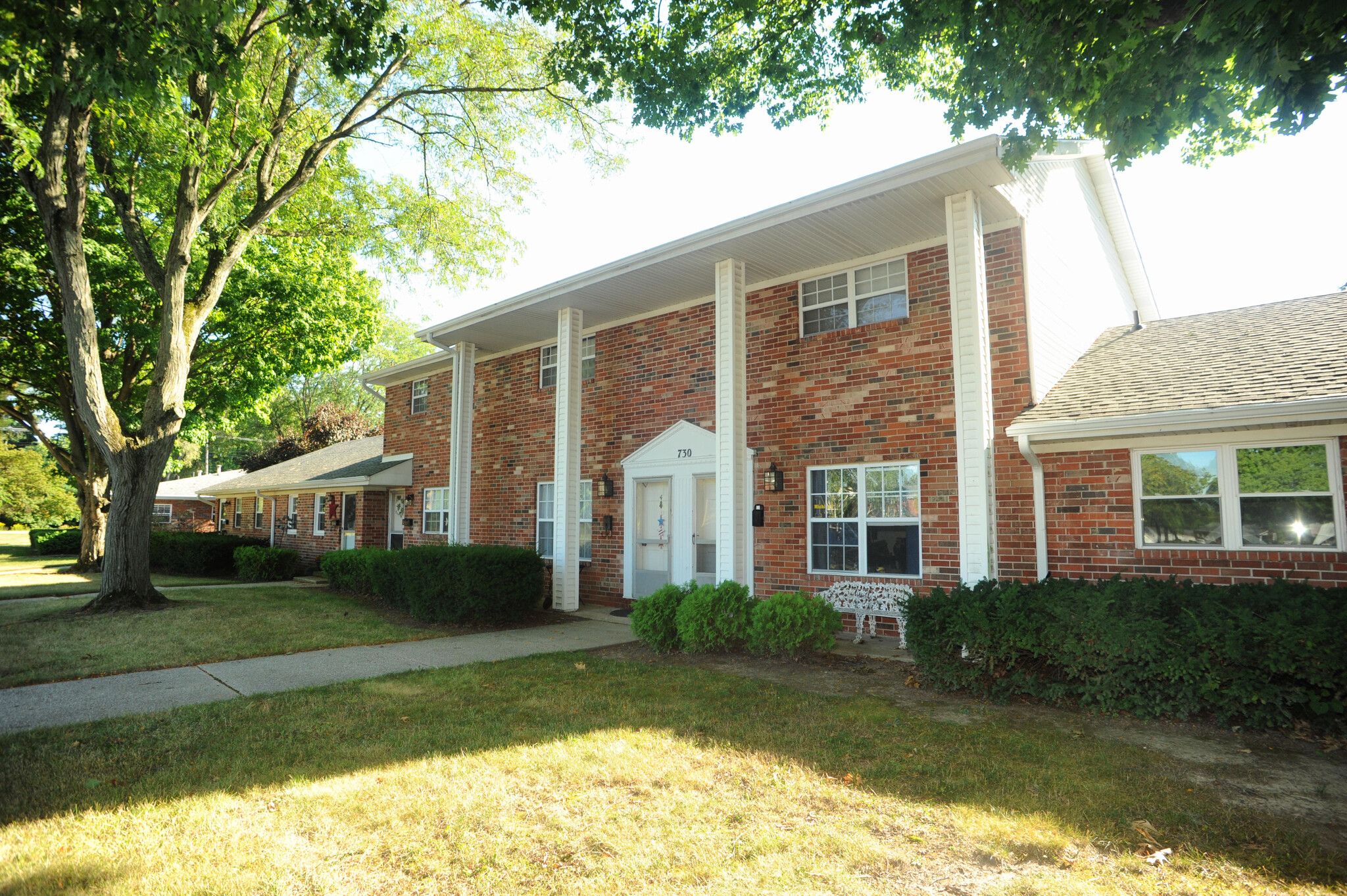 736 Colony Ct, Niles, MI for sale Primary Photo- Image 1 of 1