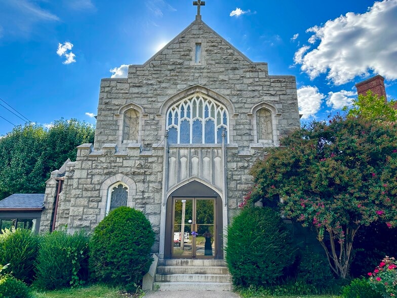 600 Cooks Ln, Baltimore, MD for sale - Building Photo - Image 3 of 59