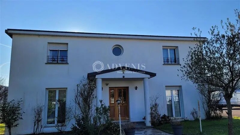 Office in Vertou for sale Building Photo- Image 1 of 5