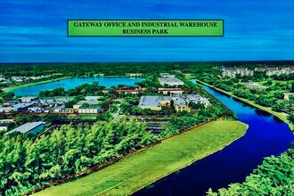 895 SW 30th Ave, Pompano Beach, FL for lease Building Photo- Image 2 of 3