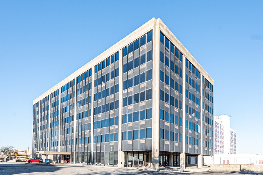 50 Clinton St, Hempstead, NY for sale - Primary Photo - Image 1 of 1