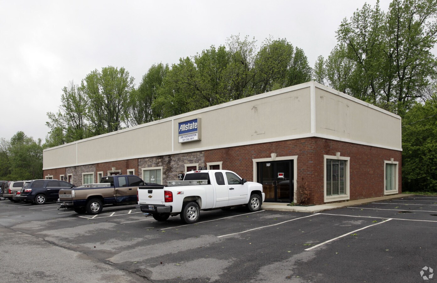 719727 W Beebe Capps Expy, Searcy, AR 72143