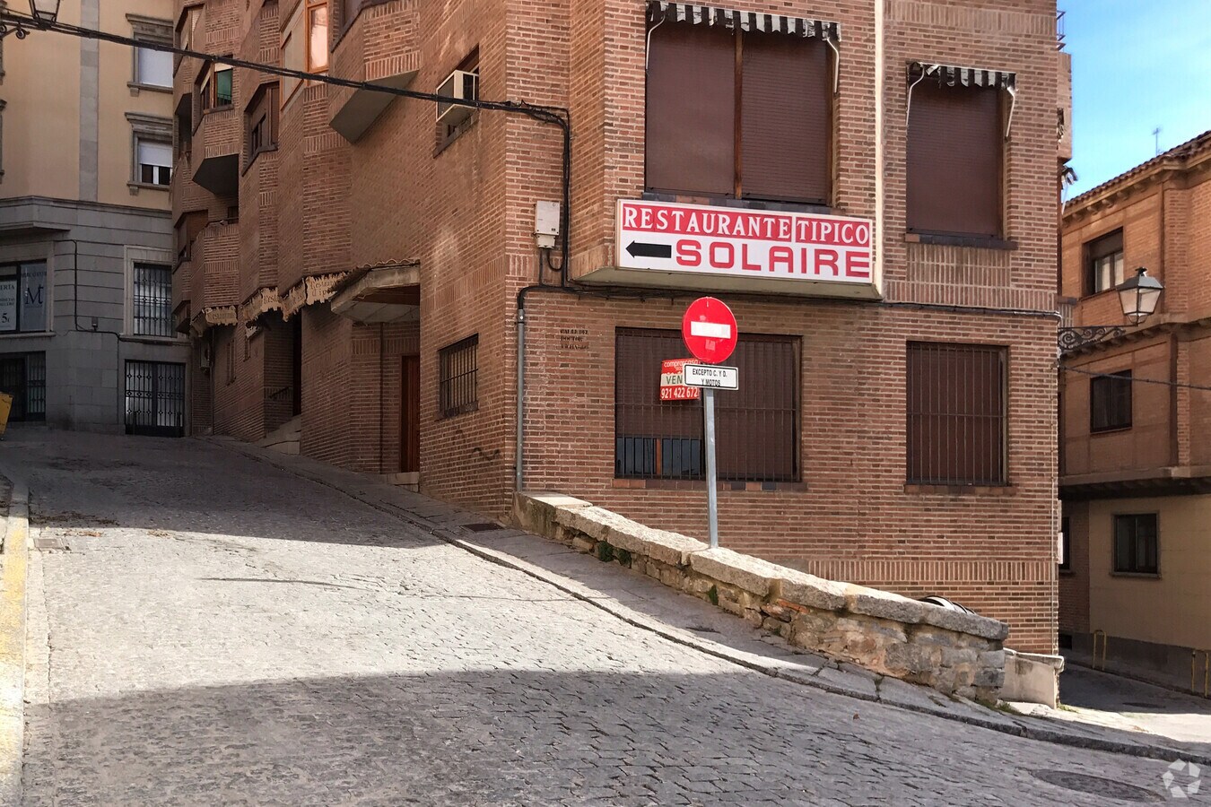 Segovia, SEG 40001 -  -  - Interior Photo - Image 2 of 15