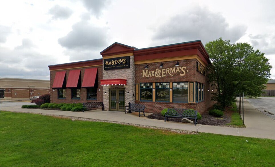 7890 Mentor Ave, Mentor, OH, 44060 Restaurant Property For Sale