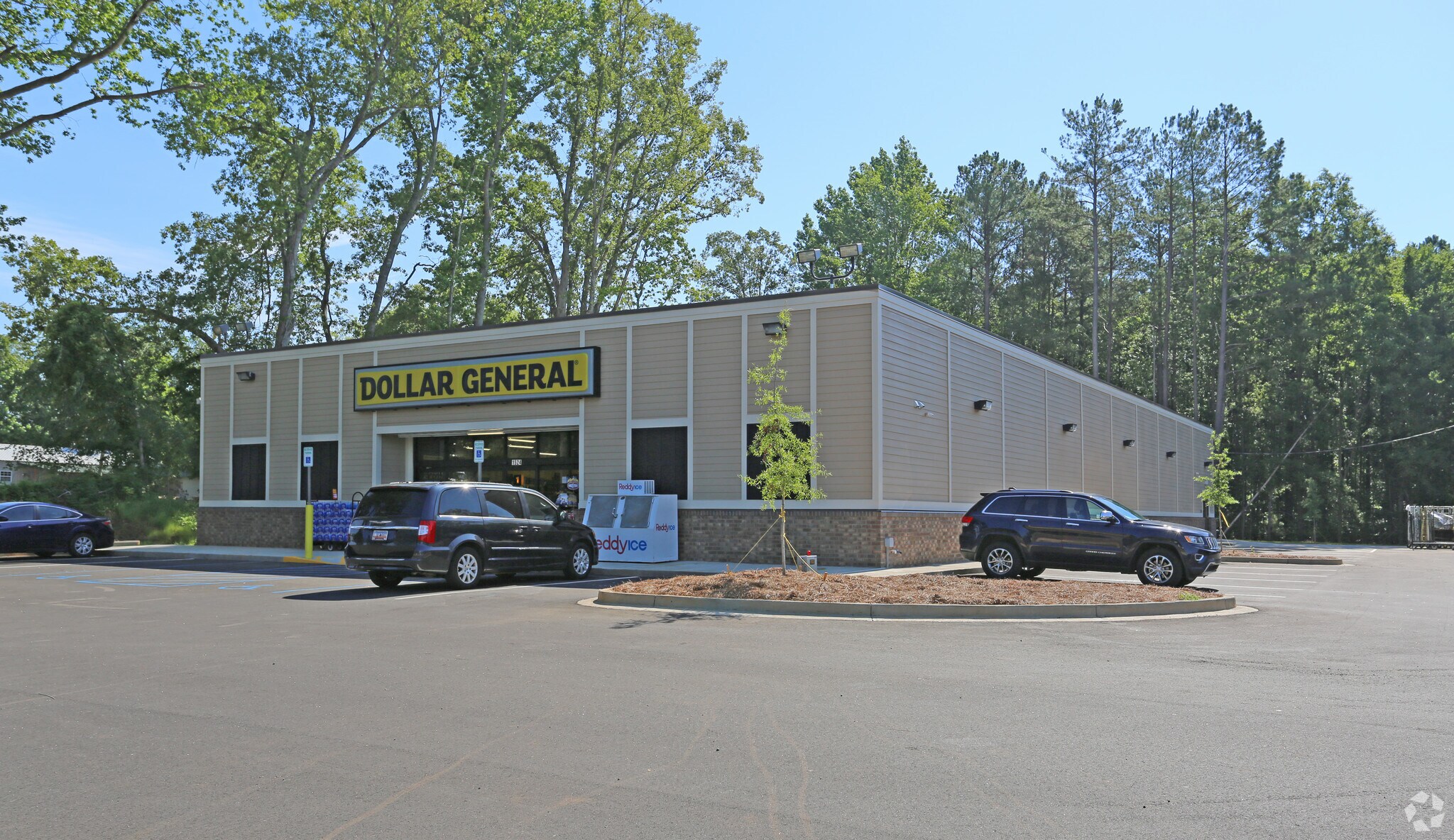 1524 N Lake Dr, Lexington, SC for sale Primary Photo- Image 1 of 1