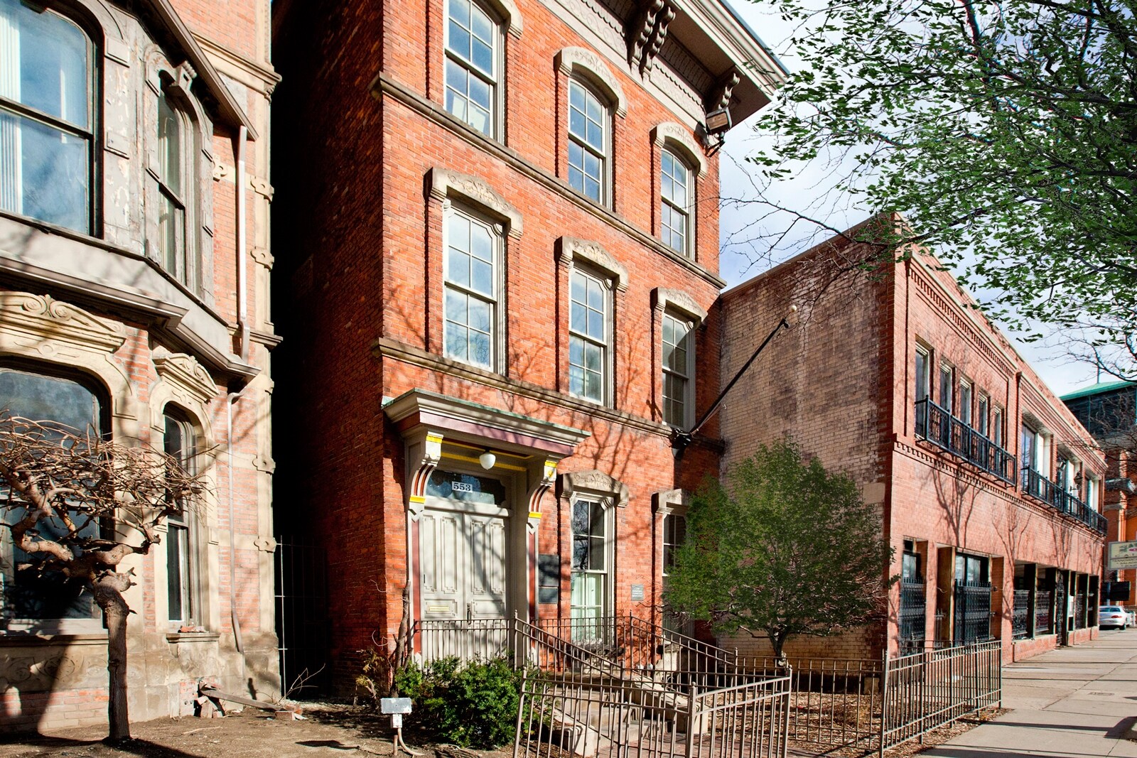 553 E Jefferson Ave, Detroit, MI, 48226 Office/Retail Space For Lease