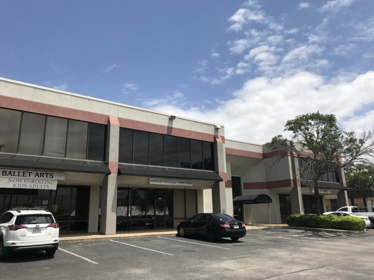 2101 Lockhill Selma Rd, San Antonio, TX 78213 Office for Lease